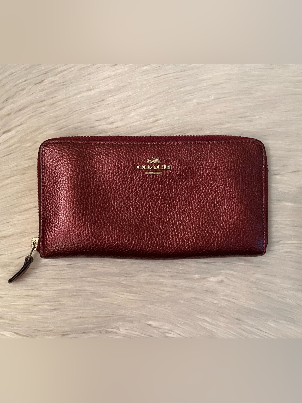 Coach Accordion Metallic Burgundy Pebbled Leather Zip Wallet - Picture 3 of 7